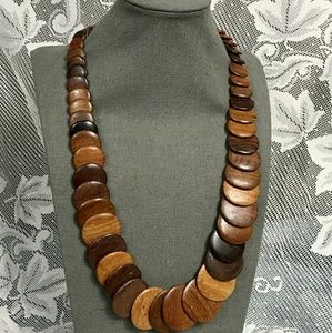 Vintage graduated geometric wooden disc necklace